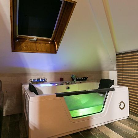 Apartamentos Turisticos Turistoledo Ngoại thất bức ảnh